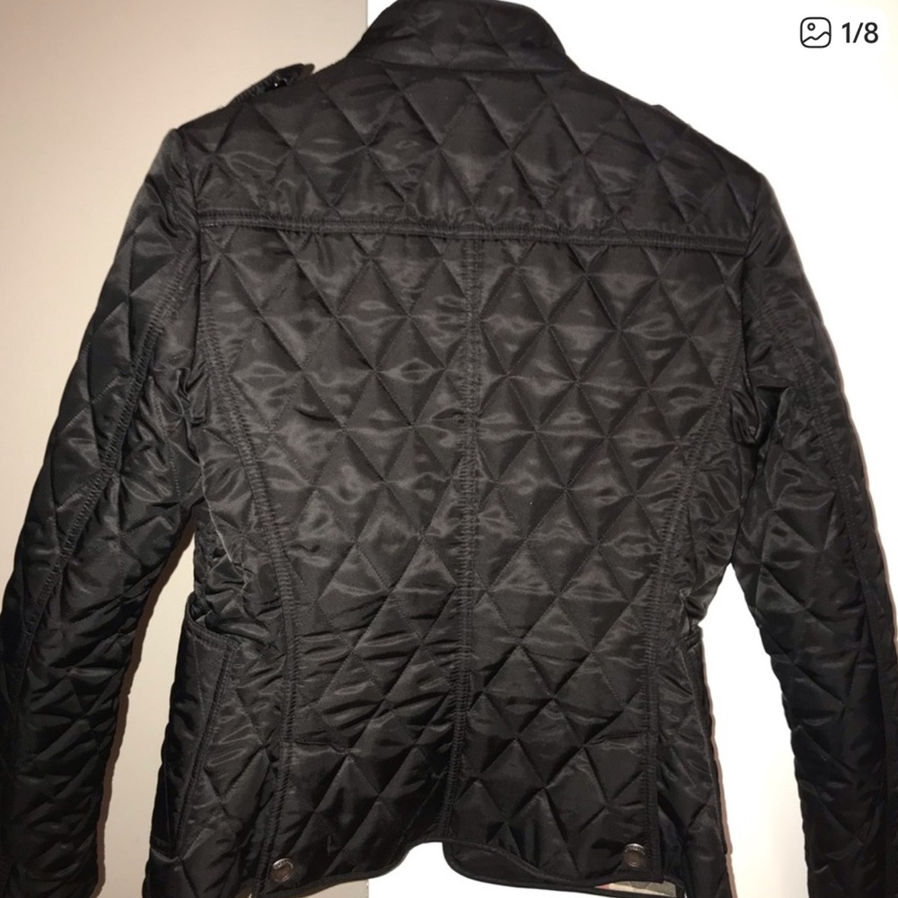Burberry Black Quilted Jacket with Check Lining - Picture 3 of 7